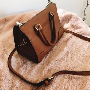 cute brown leather purse !!!!